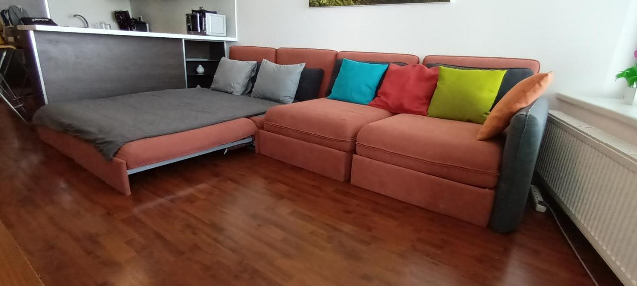 ברטיסלאבה Juls Apartment Next To Football And Hockey Stadium מראה חיצוני תמונה