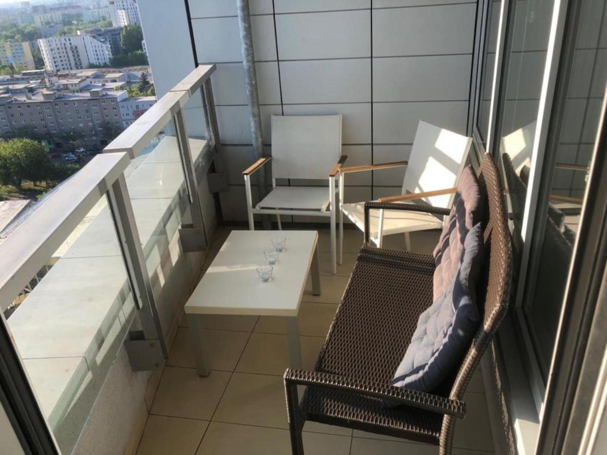 ברטיסלאבה Juls Apartment Next To Football And Hockey Stadium מראה חיצוני תמונה